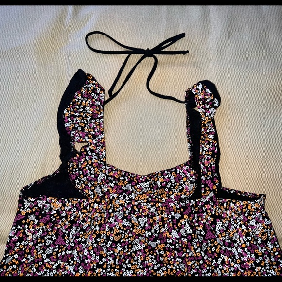 Volcom "Ditzy Dazed" Top - Black Floral Print - Flowy/Airy - Y2K - Junior's XL - Picture 7 of 16